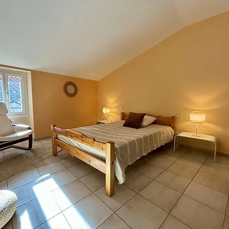 Maison De Village Climatisee- Ar000-025 *