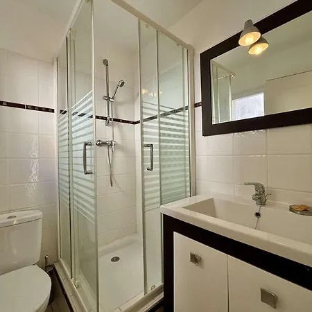 Vila Maison De Village Climatisee- Ar000-025 *